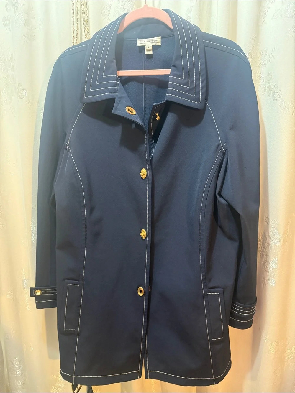 St John Classic Navy Trench Coat with White Stitching and Gold Accents & Belt - Picture 6 of 10